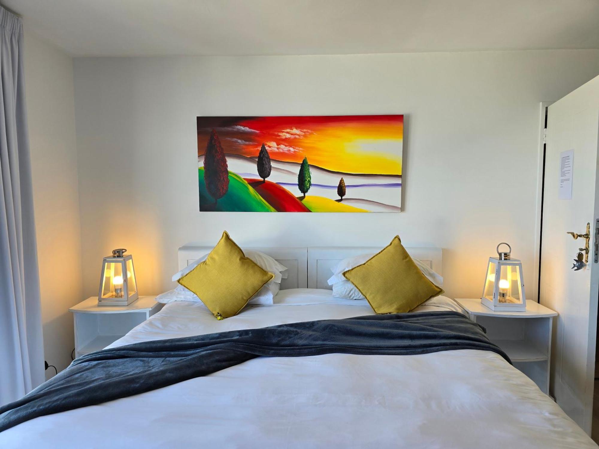 Swept Away Guesthouse - No-Loadshedding Yzerfontein Ngoại thất bức ảnh