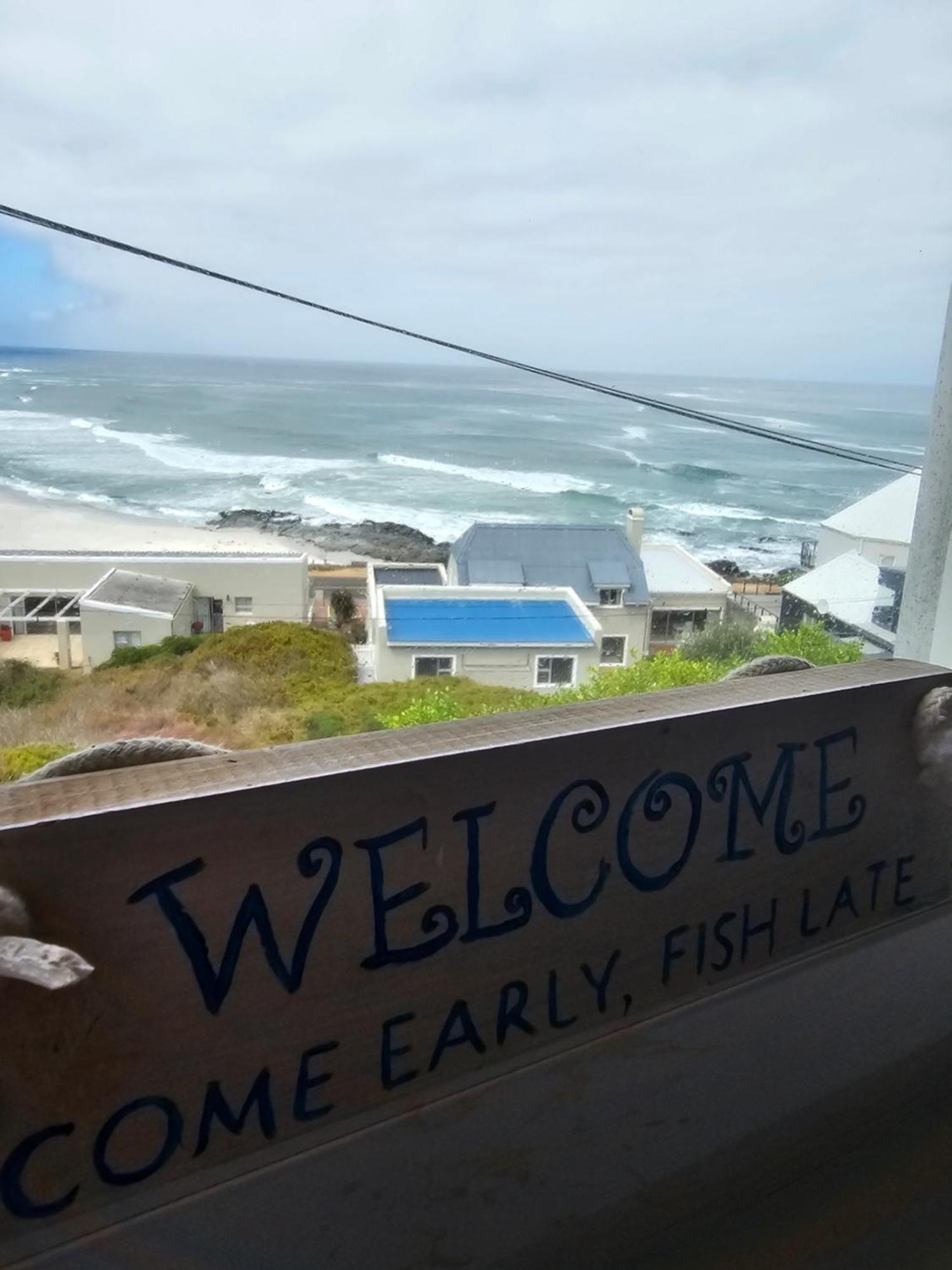 Swept Away Guesthouse - No-Loadshedding Yzerfontein Ngoại thất bức ảnh