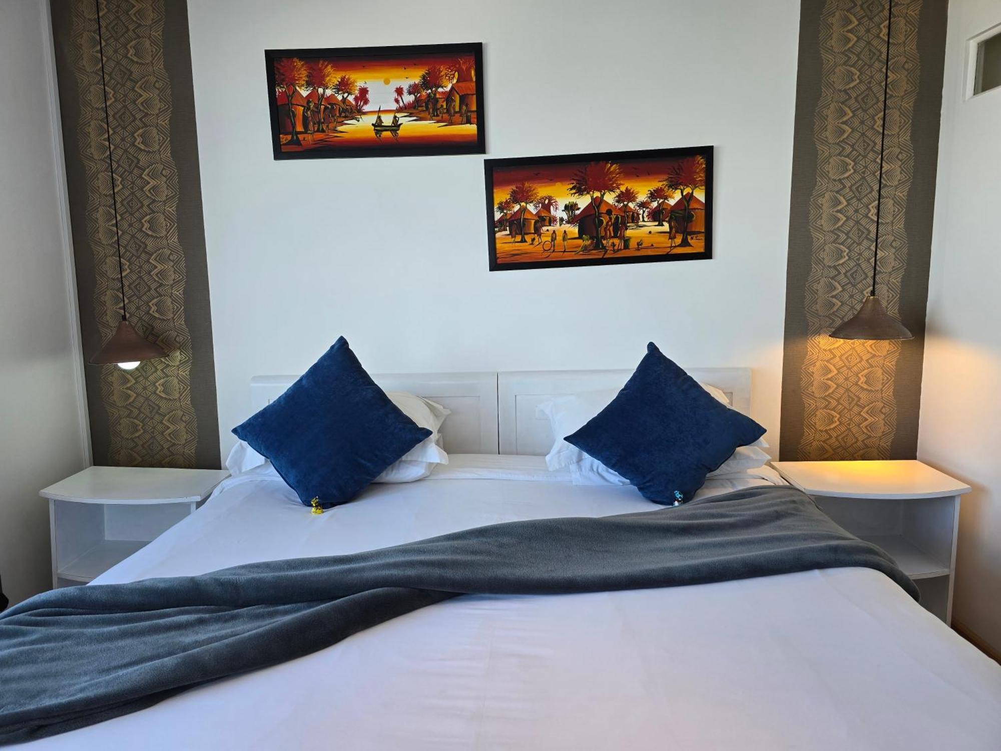 Swept Away Guesthouse - No-Loadshedding Yzerfontein Ngoại thất bức ảnh