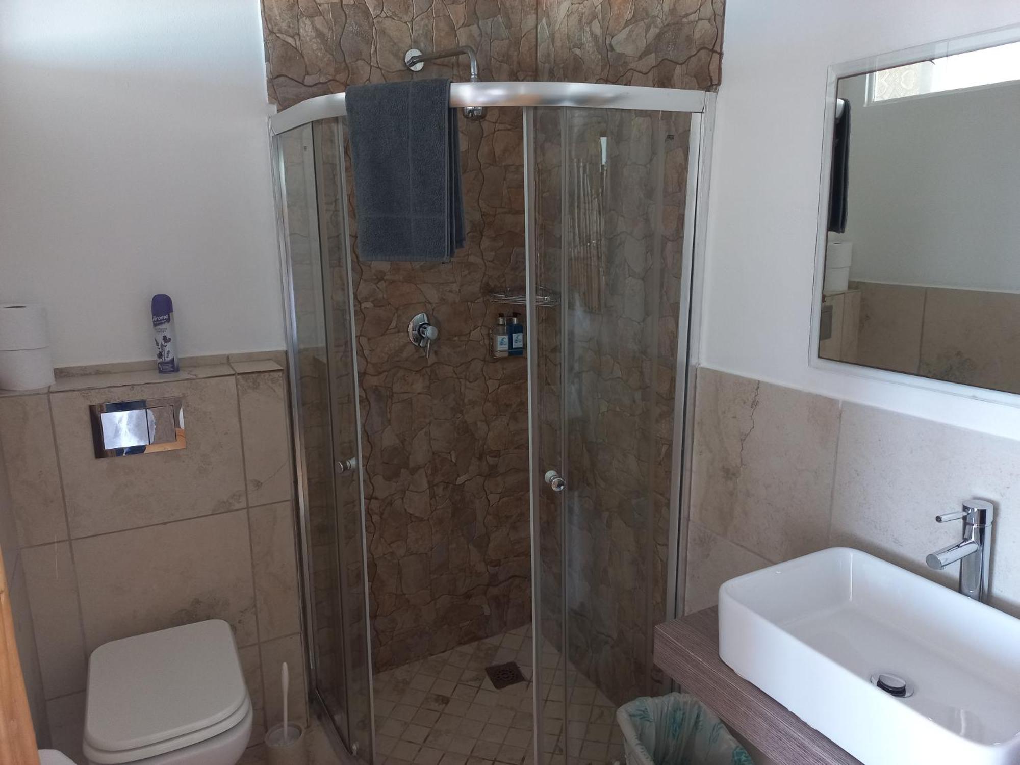 Swept Away Guesthouse - No-Loadshedding Yzerfontein Ngoại thất bức ảnh